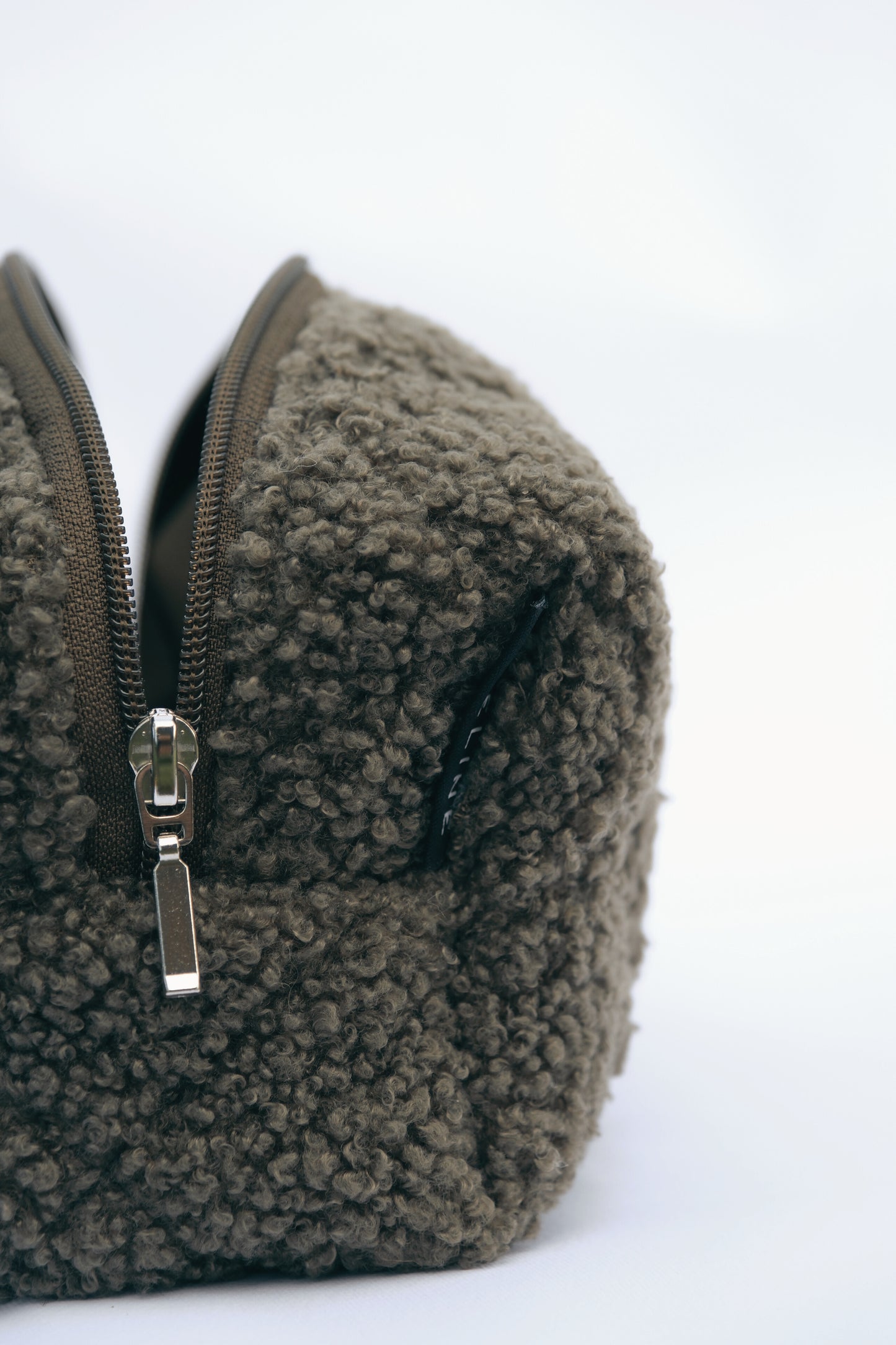 Teddy kosmetinė Olive Moss