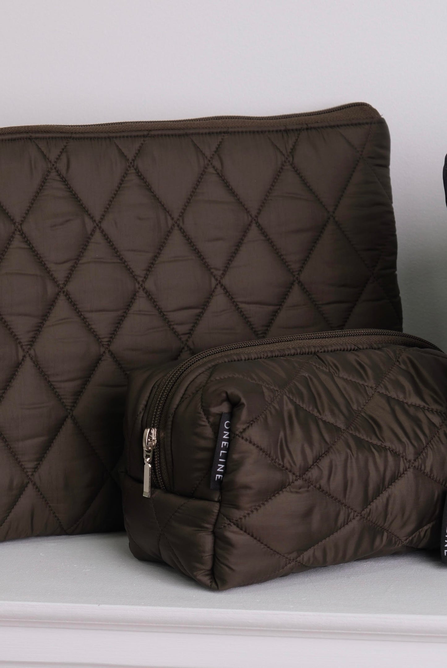 Kosmetinė Olive Green