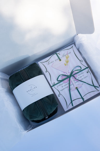 Mergvakario dėžutė Bows and Martini🍸