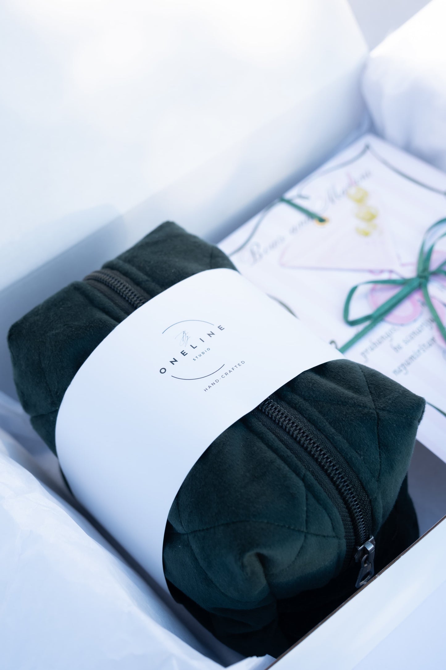 Mergvakario dėžutė Bows and Martini🍸