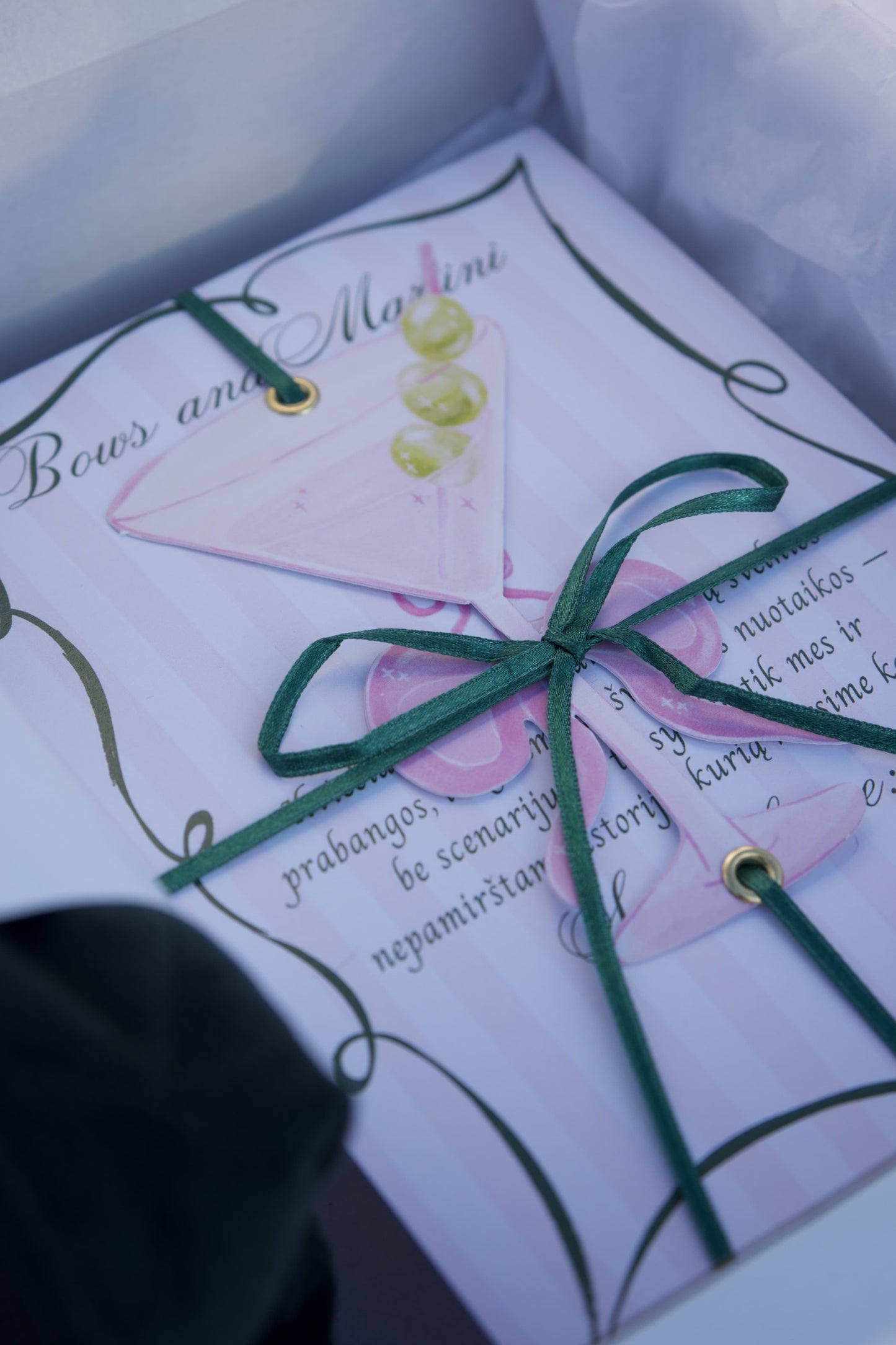 Mergvakario dėžutė Bows and Martini🍸