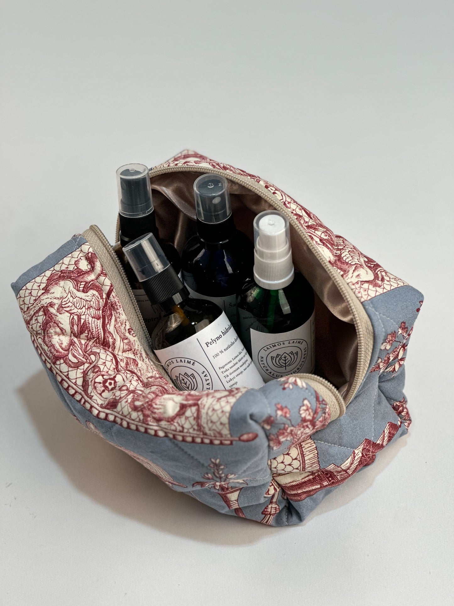 Rinkinys OneLine X Laimos Laimė, rankų darbo kosmetinė + hidrolatas LIMITED EDITION